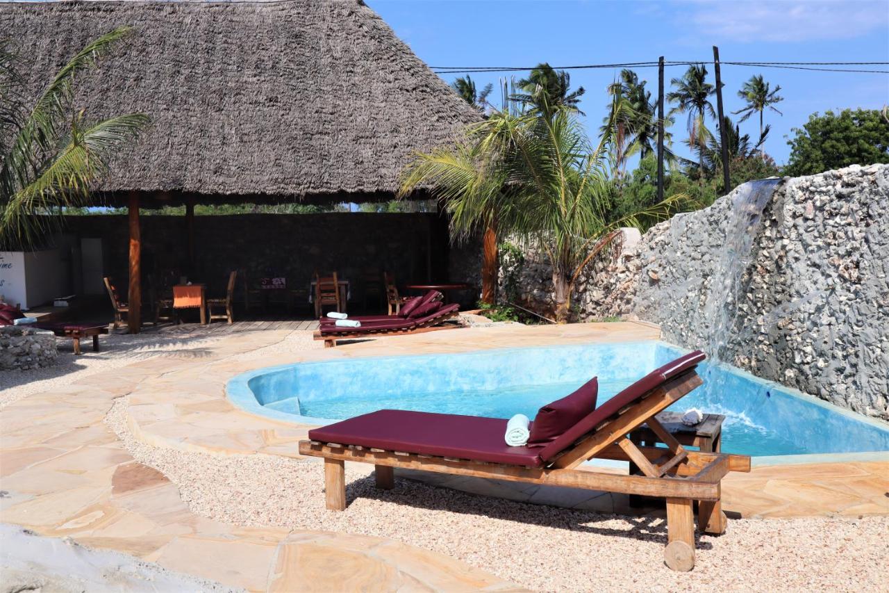 Holiday Time Bungalows Zanzibar Матемве Екстериор снимка