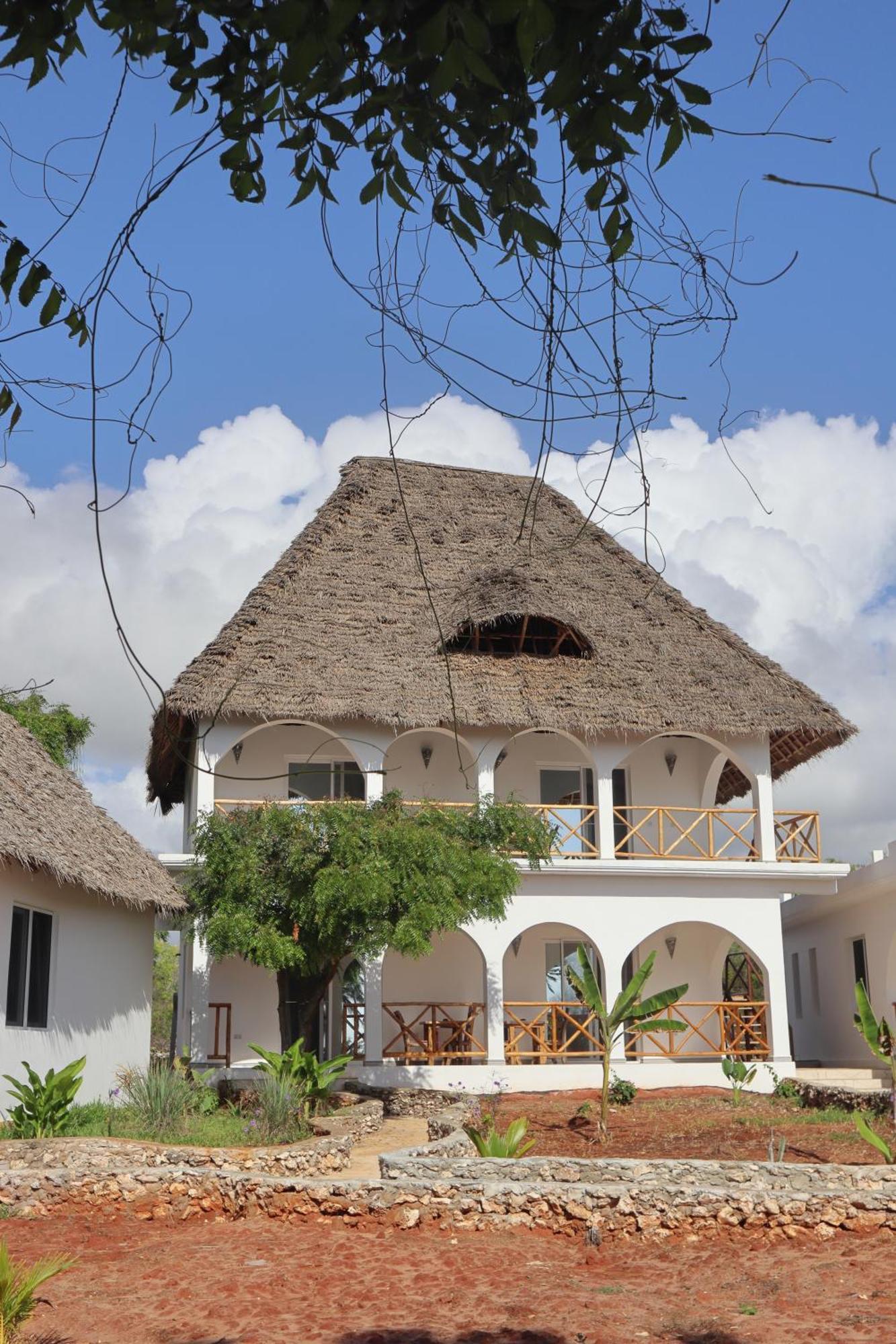 Holiday Time Bungalows Zanzibar Матемве Екстериор снимка
